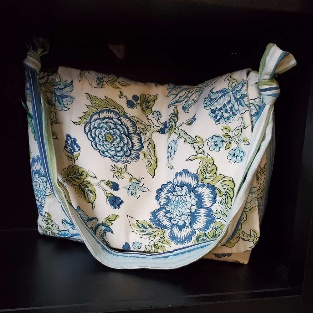 Handmade Messenger Bag, gorgeous!